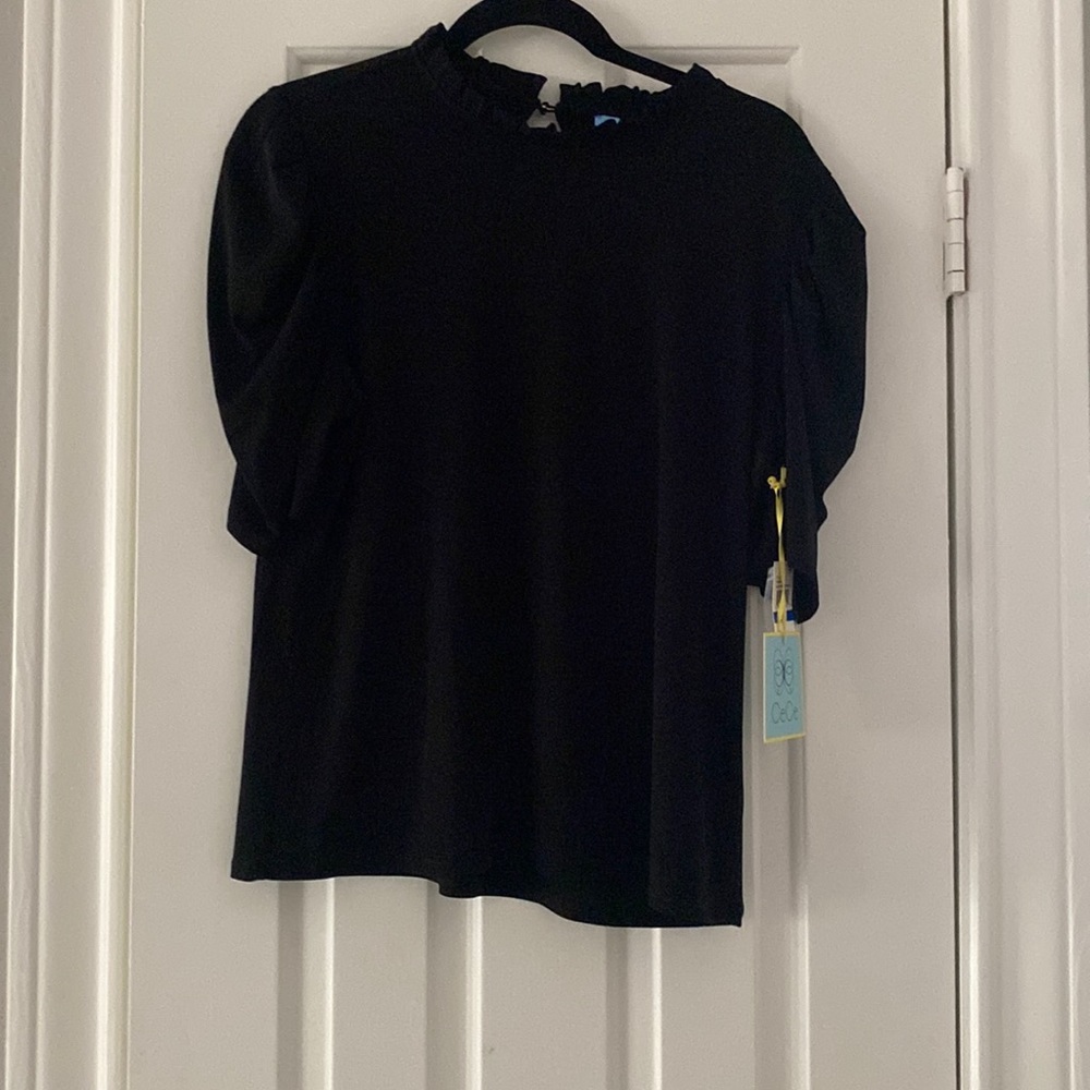 Cece short sleeve top